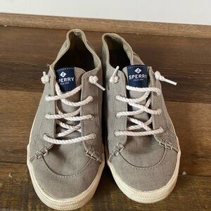 Sperry woman’s slip on sneaker size 8